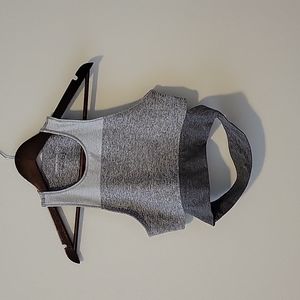 Outdoor Voices Slashback Crop Tri Tone Oatmeal Size Small